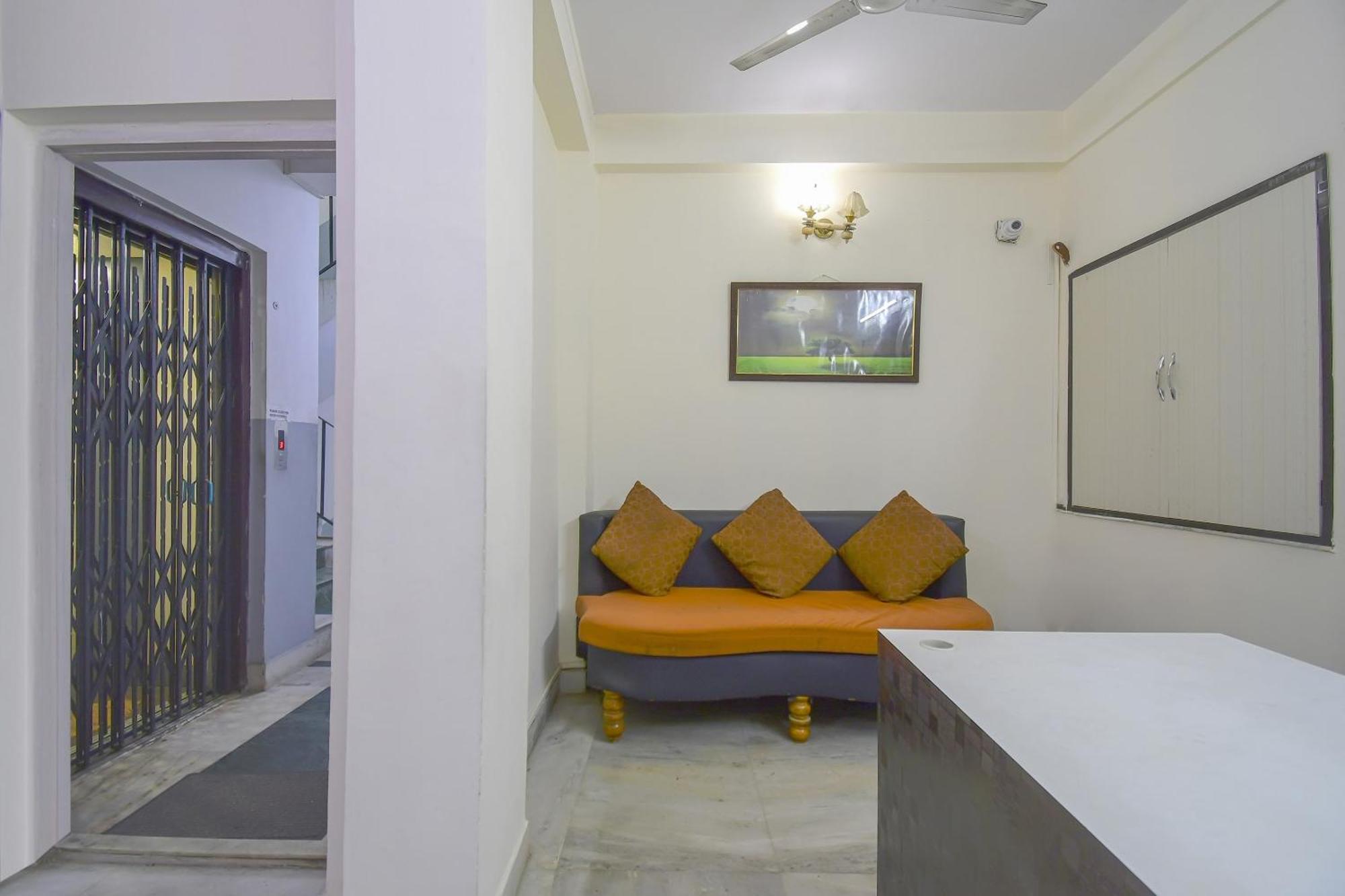 Super Collection O Bricks Inn Hazra Road Near Birla Mandir Καλκούτα Εξωτερικό φωτογραφία