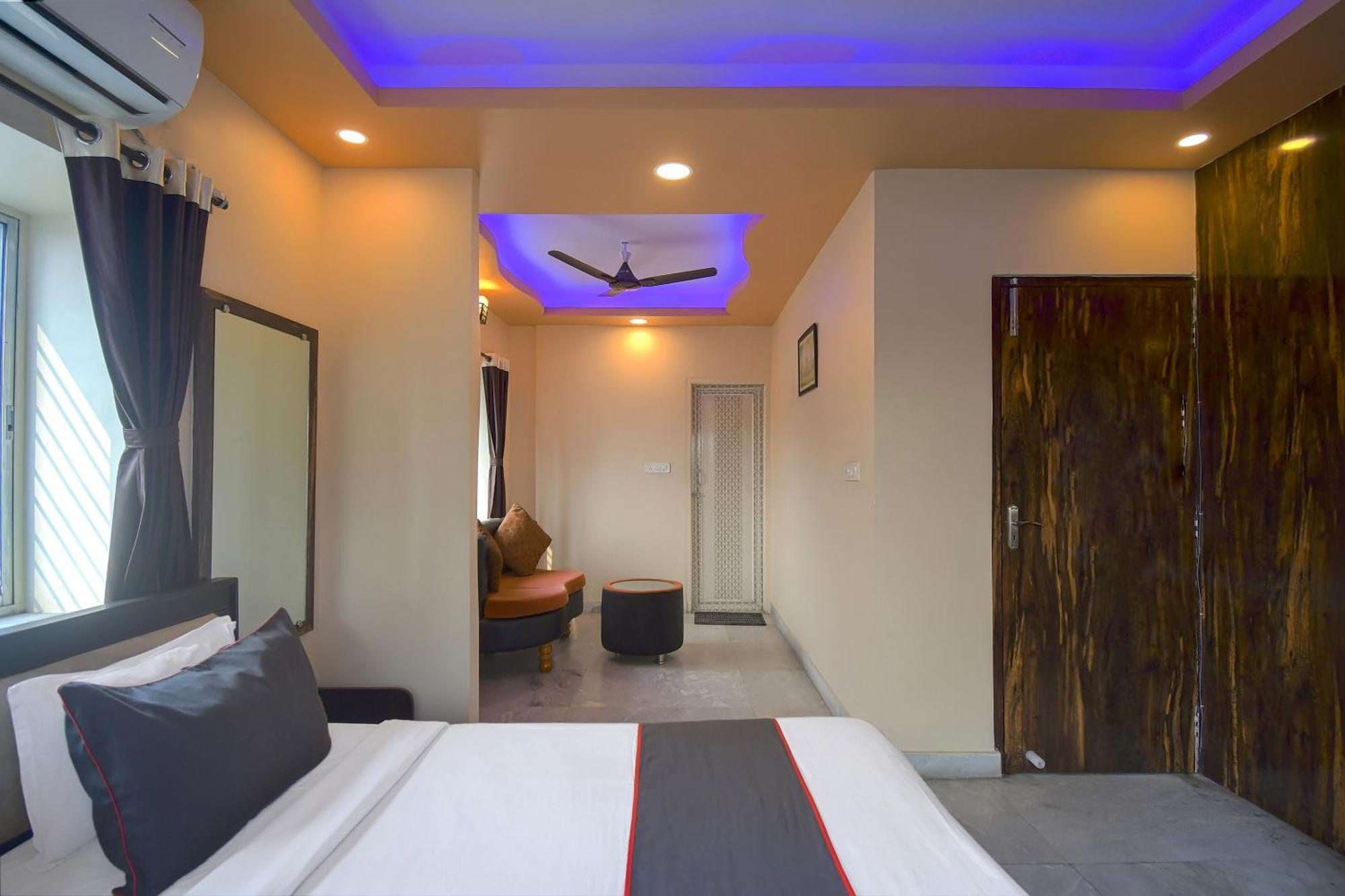 Super Collection O Bricks Inn Hazra Road Near Birla Mandir Καλκούτα Εξωτερικό φωτογραφία